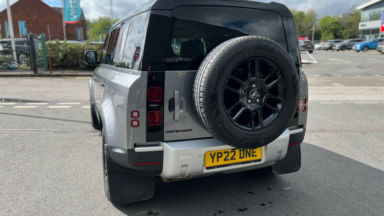 Land Rover Defender 3.0 D250 SE 110 5dr Auto Diesel Estate